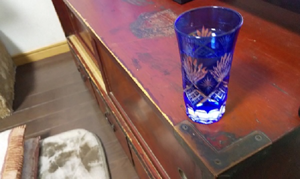 切子グラスに純米吟醸酒